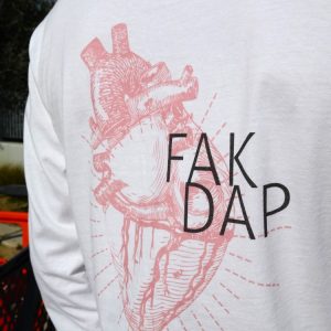 FAKDAP HEART LONGSLEEVE TEE WHITE