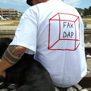 FAKDAP RED CUBE TEE WHITE